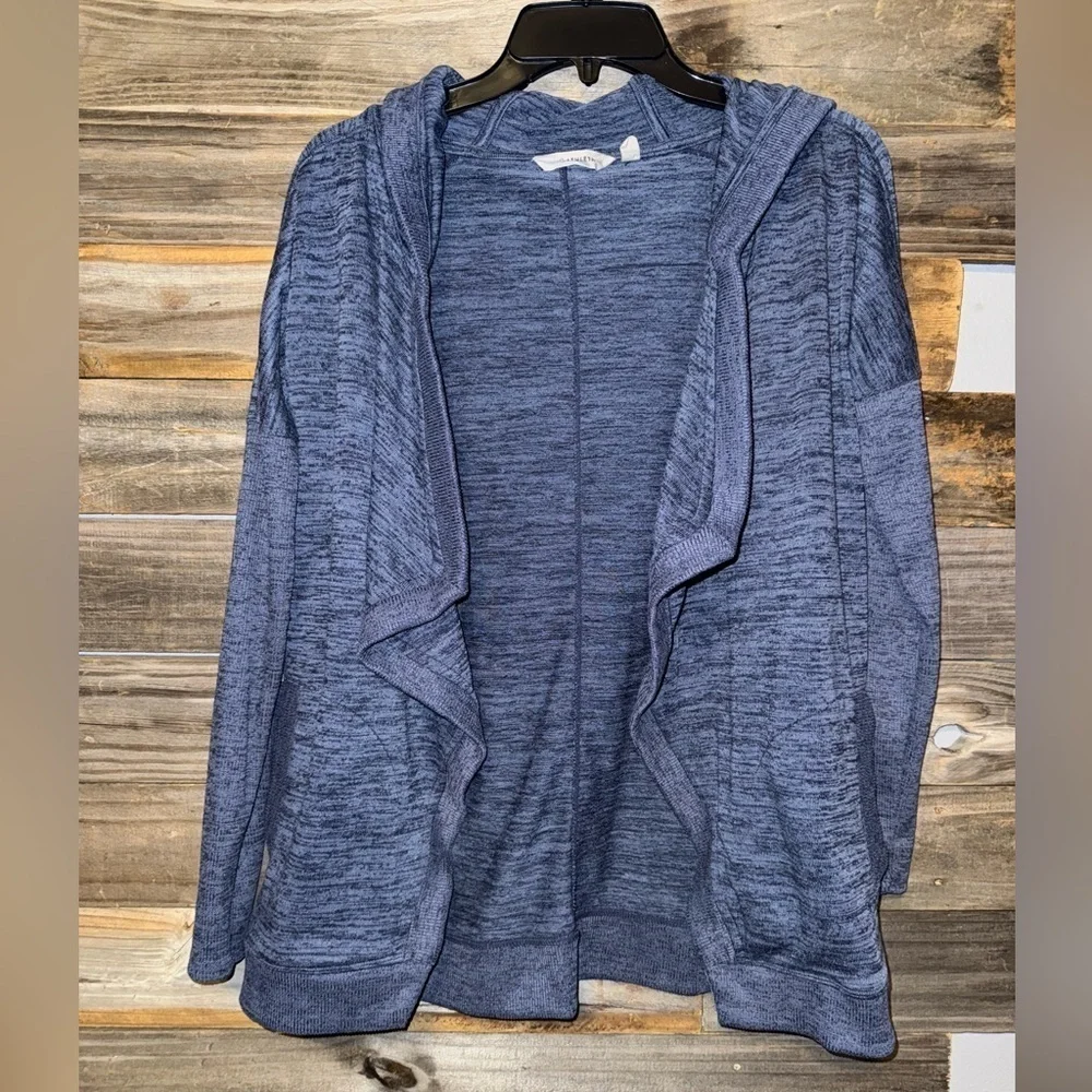 Athleta wear two way wrap- size color:Blue Marble Heather size Xs